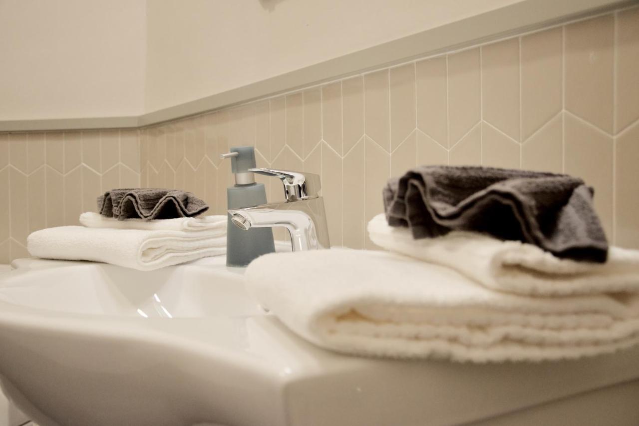 Standard Apartment By Hi5 - Kecskemeti Street Suite Budapest Luaran gambar