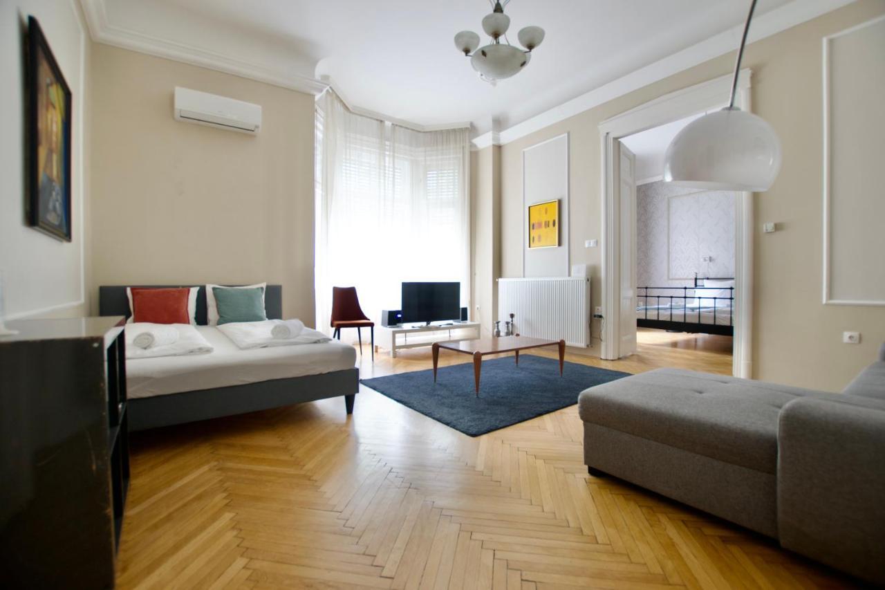 Standard Apartment By Hi5 - Kecskemeti Street Suite Budapest Luaran gambar