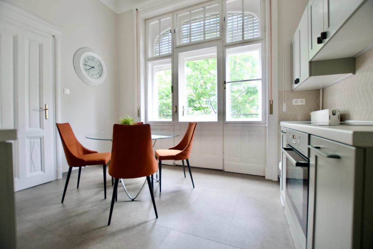 Standard Apartment By Hi5 - Kecskemeti Street Suite Budapest Luaran gambar